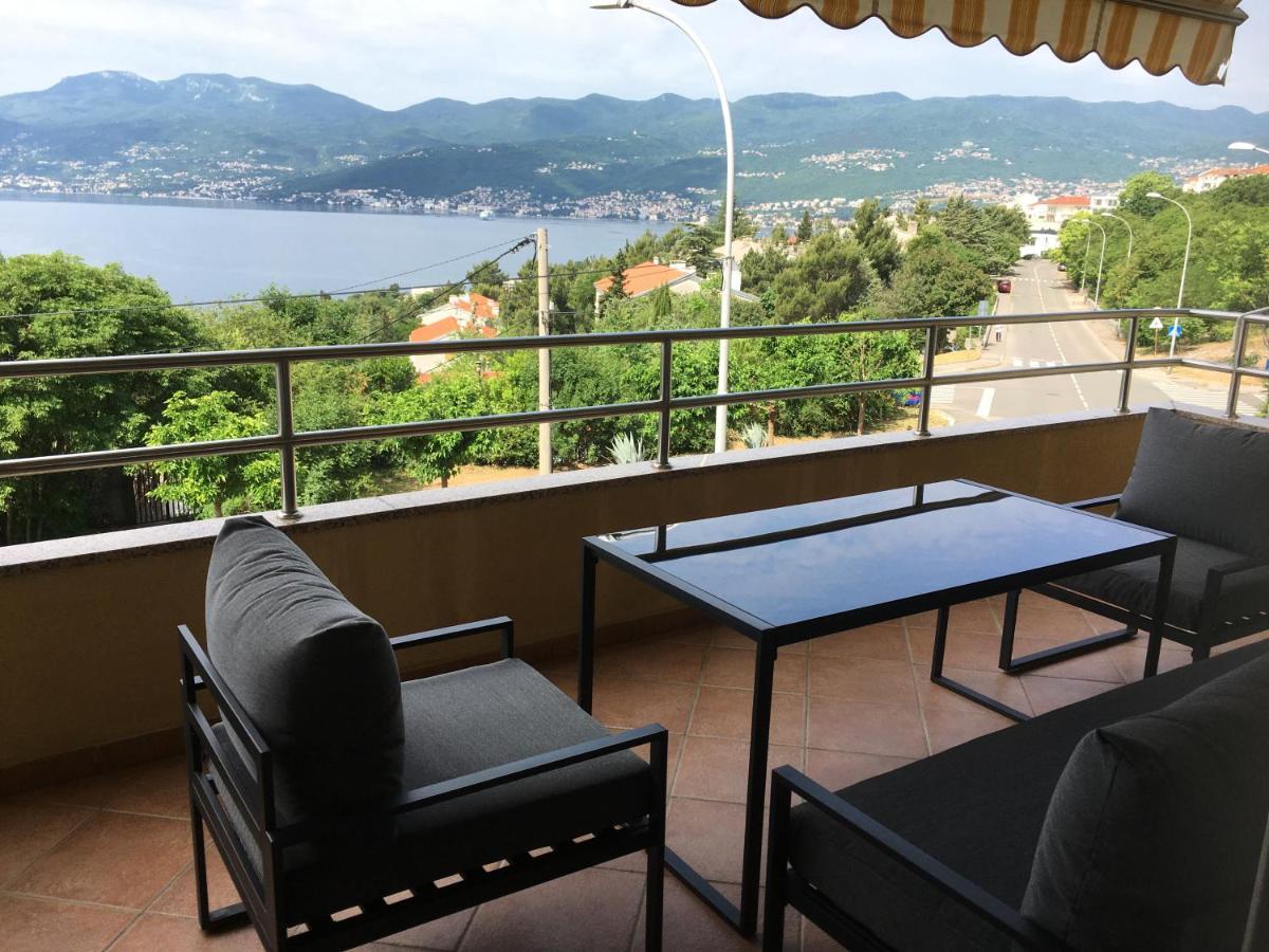 Swimming Apartment Rijeka Buitenkant foto