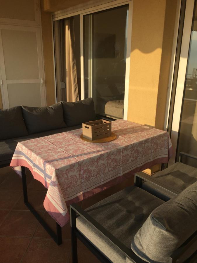 Swimming Apartment Rijeka Buitenkant foto